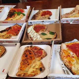 Non c'è due senza tre… e il quattro vien da sé. Torna la “Festa della pizza” a Busto Arsizio