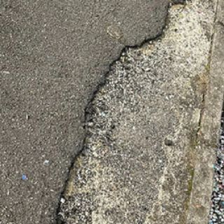 Busto, un milione di euro per sistemare i marciapiedi ed eliminare le barriere architettoniche Busto, un milione di euro per sistemare i marciapiedi ed eliminare le barriere architettoniche