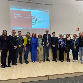 “Oggi ti insegno io”: al Verri un viaggio immersivo contro il gioco d’azzardo “Oggi ti insegno io”: al Verri un viaggio immersivo contro il gioco d’azzardo