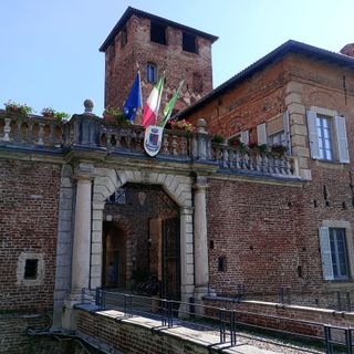 Fagnano Olona, ci sono davvero i fantasmi nel Castello Visconteo?
