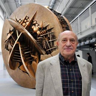 «Un artista eccezionale e visionario»: il cordoglio di Regione Lombardia per Arnaldo Pomodoro «Un artista eccezionale e visionario»: il cordoglio di Regione Lombardia per Arnaldo Pomodoro