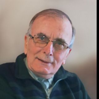 Addio a Roberto Mascanzoni, storico barbiere: «Ha avuto oltre 2mila clienti, amava stare tra la gente»