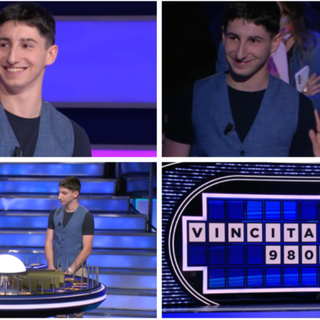 Andrea primo bravissimo campione della &quot;Ruota della fortuna&quot; tornata ieri dopo il Tg5 e condotta da Gerry Scotti