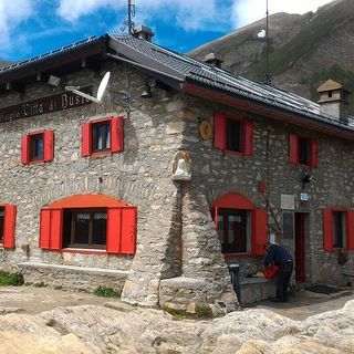 Verso il centenario del rifugio Città di Busto: «Vogliamo celebrare un simbolo della nostra storia»