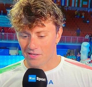 Martinenghi signore in vasca e fuori dopo l'ingiusta squalifica revocata: «Ho perso due anni di vita. Sbaglio io, sbagliano tutti... In finale per divertirmi»