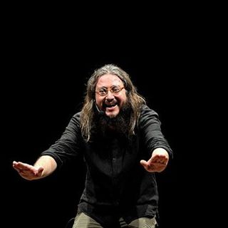 L’eclettico Roberto Mercadini in “La bellezza delle parole”