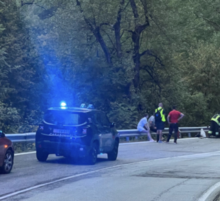 Scontro tra moto e auto sulla Statale 337 della Val Vigezzo: un ferito grave