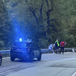 Scontro tra moto e auto sulla Statale 337 della Val Vigezzo: un ferito grave