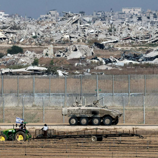 Trump annuncia l'accordo per Gaza. Ostaggi liberi e ritiro delle Idf, cosa prevede la prima fase