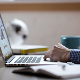 Solbiate Olona, tutto esaurito per il primo corso di informatica per anziani