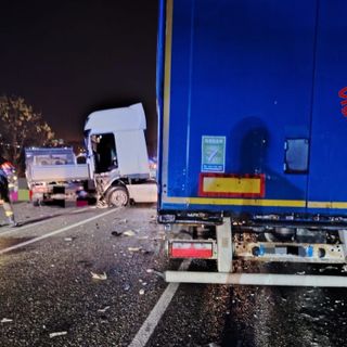 Tremendo frontale con un Tir: giovane di 23 anni muore nel Milanese