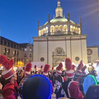 «Famiglie e persone perbene. Così il Natale mostra come vivere il centro di Busto»