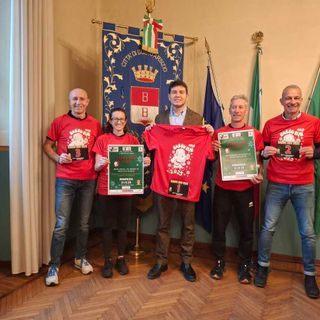 Una Babbo Run tutta fra gli alberi: di corsa verso il Natale con Free Runners Team