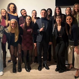 Festa di Natale e brindisi natalizio per le farfalle di Busto a Casa Uyba, giovedì sera (foto da Facebook del direttore generale Mattia Moro)