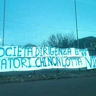 Pro Patria, nel mirino dei tifosi ora finiscono tutti: «Chi non lotta via da Busto»
