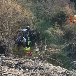 I soccorritori durante l'intervento ad Arcisate