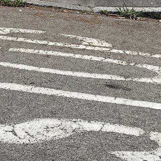 Sos segnaletica: Busto corre ai ripari
