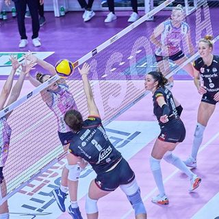 Foto ufficiale Uyba di Simone Contesini