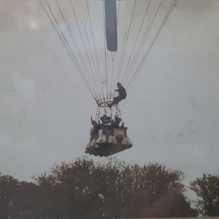La decana delle mongolfiere atterra a Volandia dopo un viaggio di oltre un secolo