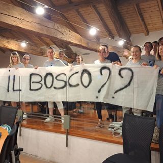 Lo striscione del Comitato Via Lazio / R4