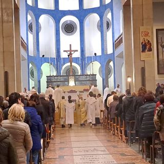 Delpini ai Santi Apostoli: «Questa chiesa costruita per avere un luogo in cui riconoscersi»