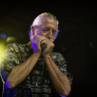 Fabio Treves e la sua Blues Band saranno al MaGa di Gallarate, venerdì sera