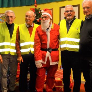 Un pomeriggio speciale con Babbo Natale per i bambini della Progetto Pollicino