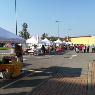 Mercato contadino a Villa Cortese, sabato 3 giugno