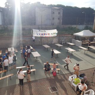 Ripartono i Venerdì del Villaggio nel cortile di via Pozzi