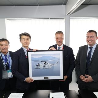 Leonardo e Kawasaki Heavy Industries firmano contratto per ulteriori elicotteri MCH-101
