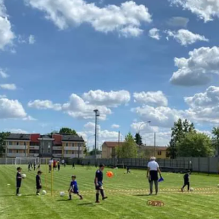 Piccoli calciatori all'opera con l'Antoniana - Foto dal sito della società