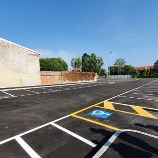 Busto, nuovo parcheggio a Madonna Regina: basta caos fuori da scuola
