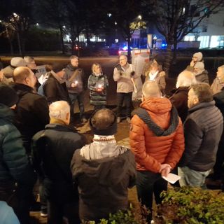 Marcia per le vie e le piazze di Busto Arsizio: «La Memoria non si tocca, il presente si cambia»