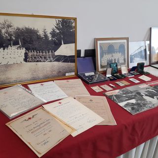 Disturbi alimentari in crescita tra i più giovani. Inaugurata la mostra fotografica “Io non esisto”