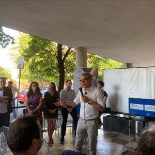 Presentato l’Alzheimer Cafè che aprirà a Busto: «Un po' di sollievo anche a famiglie e caregiver»