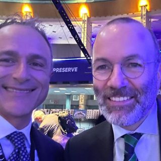 “L’intesa” fra Reguzzoni e il presidente del Ppe Weber: «La produzione dell’elettrico deve restare in Europa»