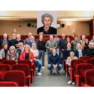 La compagnia al lavoro e il volto di Adelina, riferimento per tanti