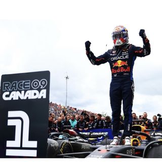 Oracle Red Bull Racing Facebook Account