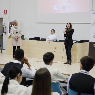 L’alberghiero “Verri” di Busto conquista la finale nazionale del cooking quiz L’alberghiero “Verri” di Busto conquista la finale nazionale del cooking quiz