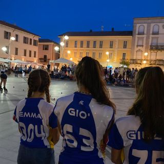 L'esibizione delle atlete, applaudita dai bustocchi