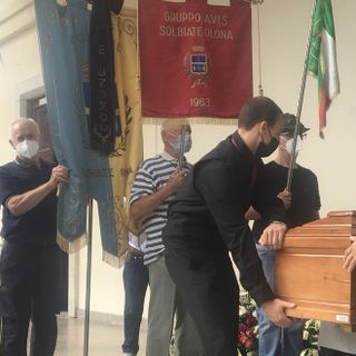 Momenti del funerale dello storico sindaco Bianchi