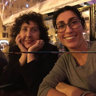 Amanda Ferrario con mamma Amedea (nella foto pubblicata sul profilo dei social, per cortesia della famiglia)