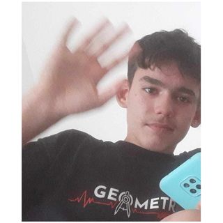Andrei indossava questa maglietta