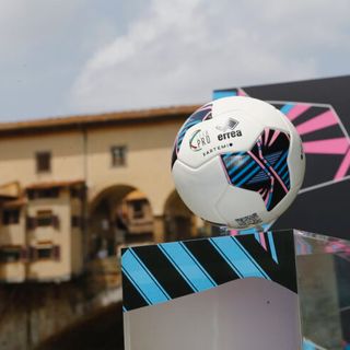 Artemio, il pallone presentato dalla Lega Pro