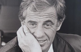 Jean-Paul Belmondo, in una foto da Montecarlonews, tratta da una mostra in suo omaggio