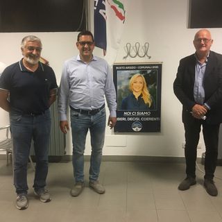 Da sinistra Blanco, Attolini e Spinelli nella sede di Fdi a Busto