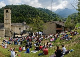VIDEO. La voce di Tosca per il gran finale del Roumiage a Coumboscuro