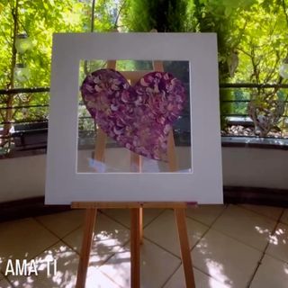 FOTO. Colori ed emozioni nei dipinti di Manuela Carnini alla biennale internazionale di Mantova