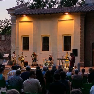 Musica dal vivo alla Cascina dei poveri con I Meridiana