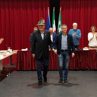 Olgiate, il consiglio comunale omaggia il cavalier Mario Rossi